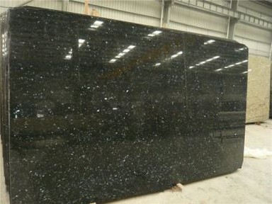 Емералд Пеарл гранитна плоча