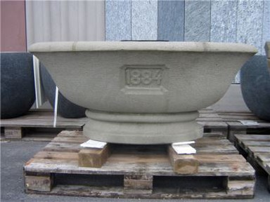 Верде фонтана Гранит